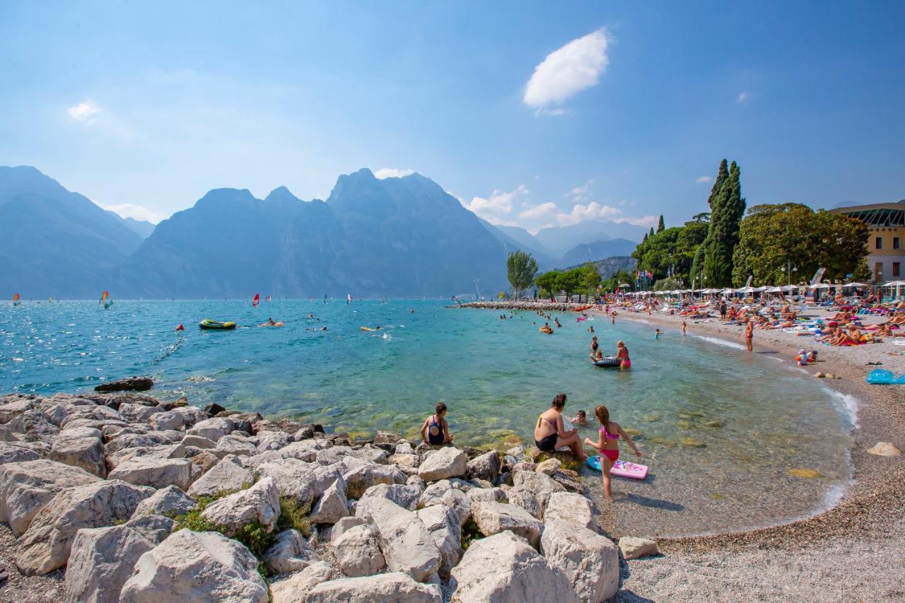 Balcone Sui Tigli Few Min From The Lake - Happy Rentals Riva del Garda Esterno foto